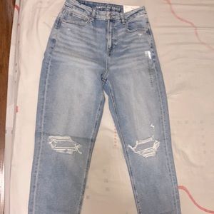 American Eagle Curvy Stretch Mom Jean